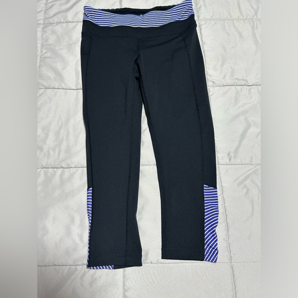 Athleta Cropped Tight